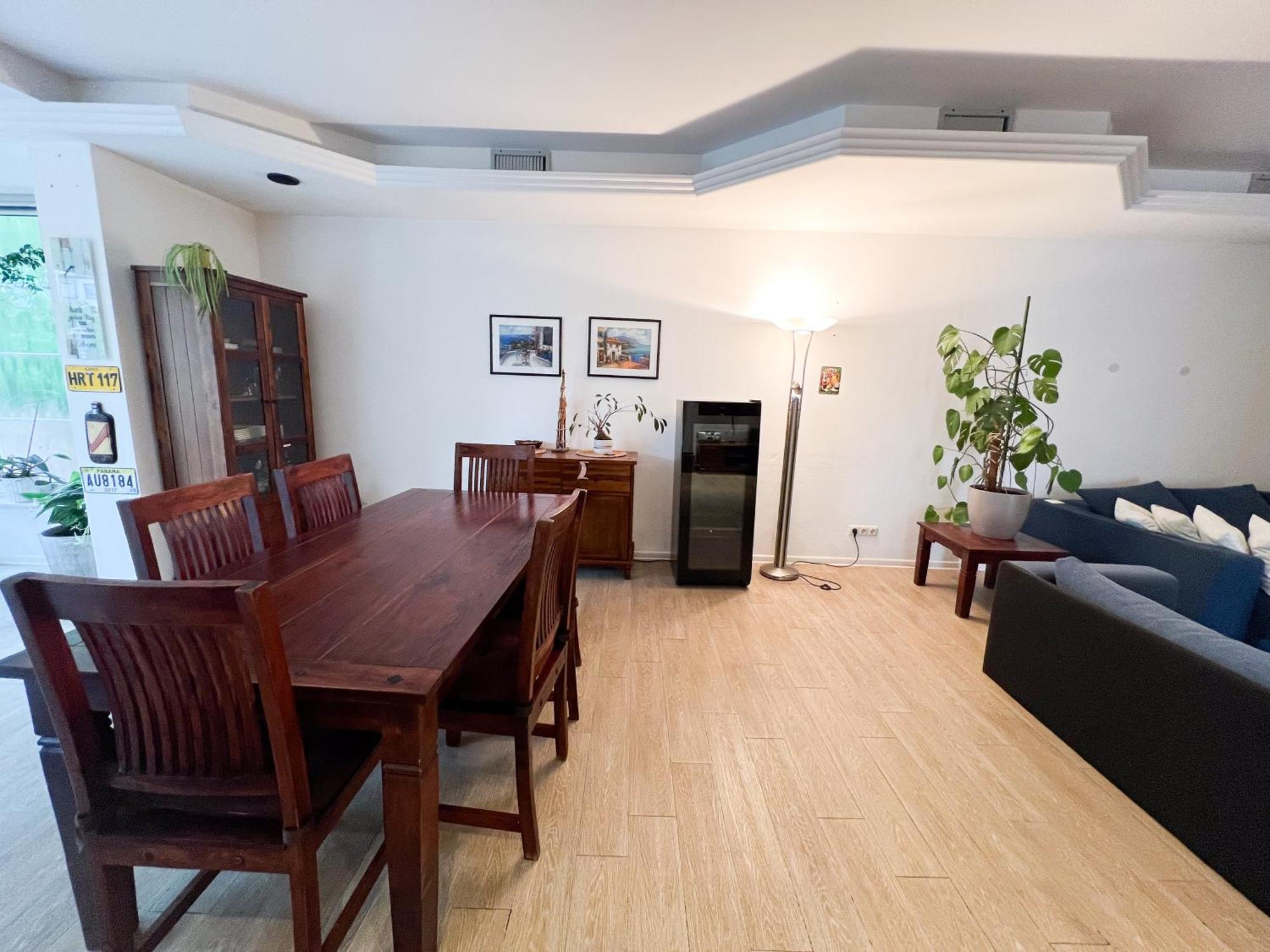 Grosse & Voll Ausgestattete Apartments, Studios, Doppelzimmer, Workspace, Parkplatz, Netflix, Prime & Schnelles Wifi In Ruhiger Lage Mit Garten Rudolstadt Esterno foto